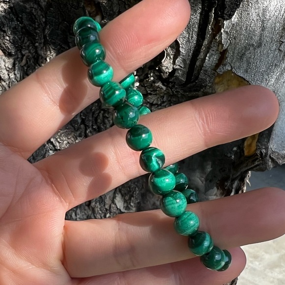 Malachite Small Bead Bracelet - Picture 3 of 5